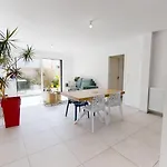 Casa 3 Merlyne * Сен-Жиль-Круа-де-Ви